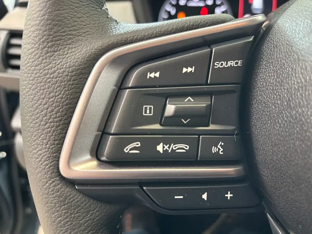 Subaru Crosstrek - Thumbnail 14