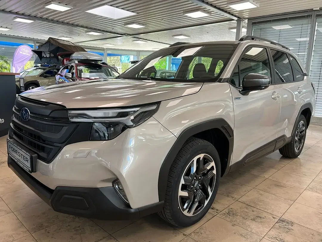 Subaru Forester - Thumbnail 1