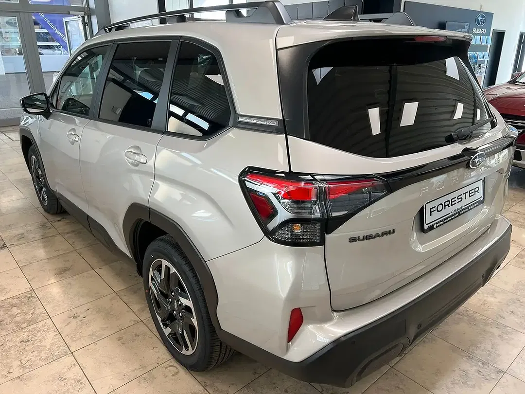 Subaru Forester - Thumbnail 3