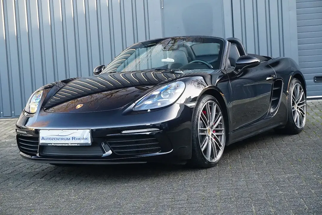 Porsche Boxster - Thumbnail 10