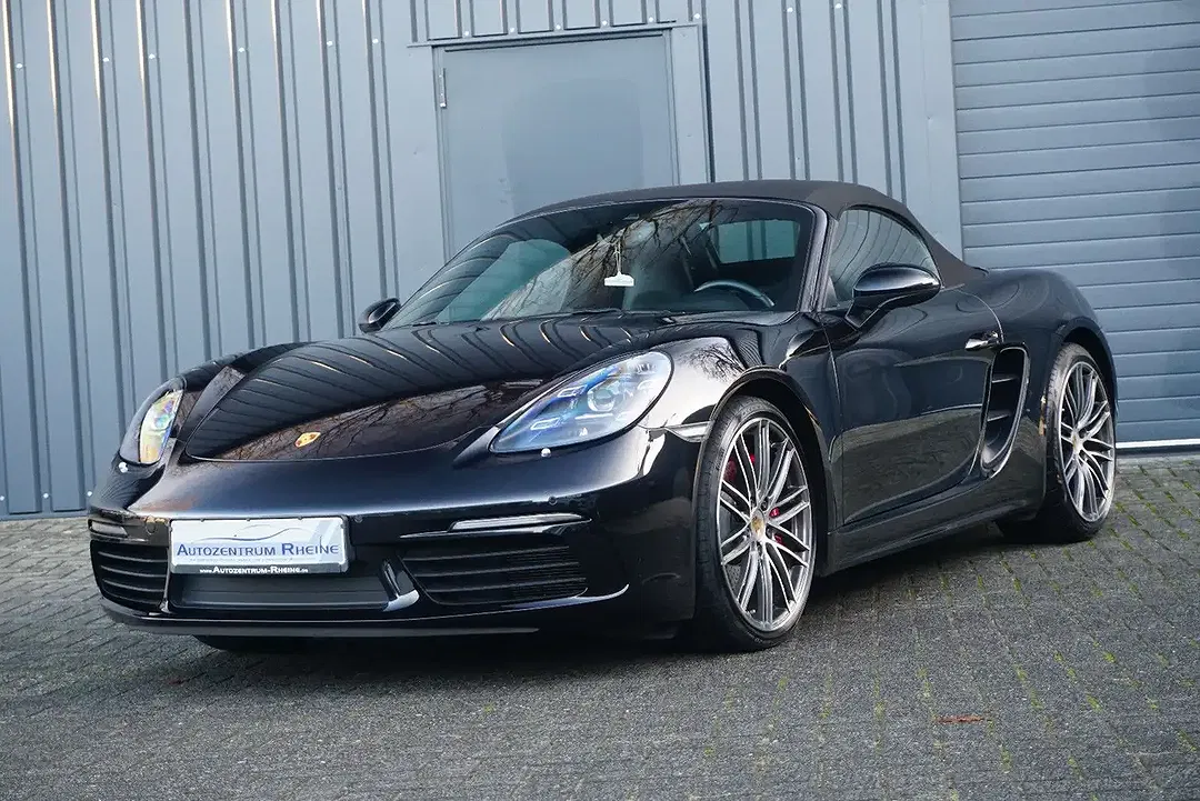 Porsche Boxster - Thumbnail 3