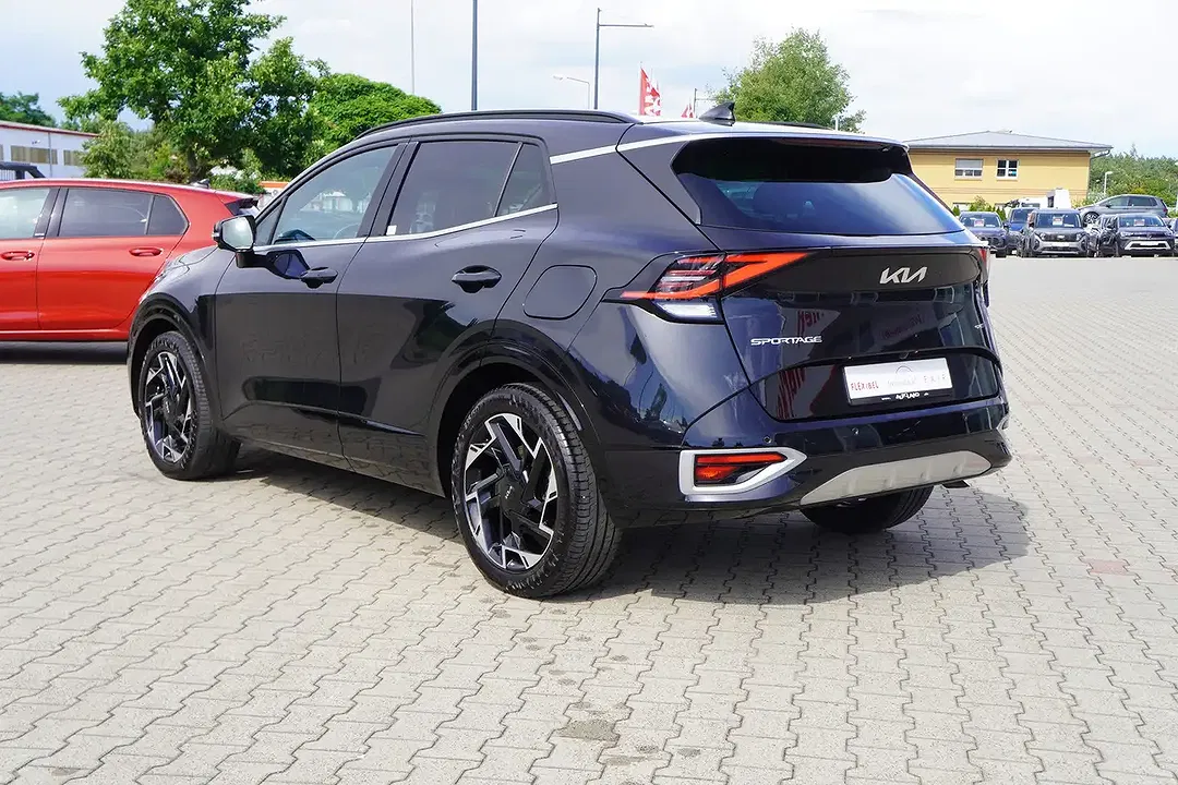 Kia Sportage - Thumbnail 3