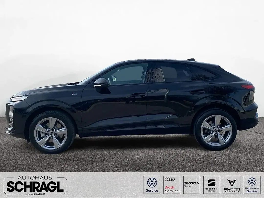 Audi Q3 - Thumbnail 2