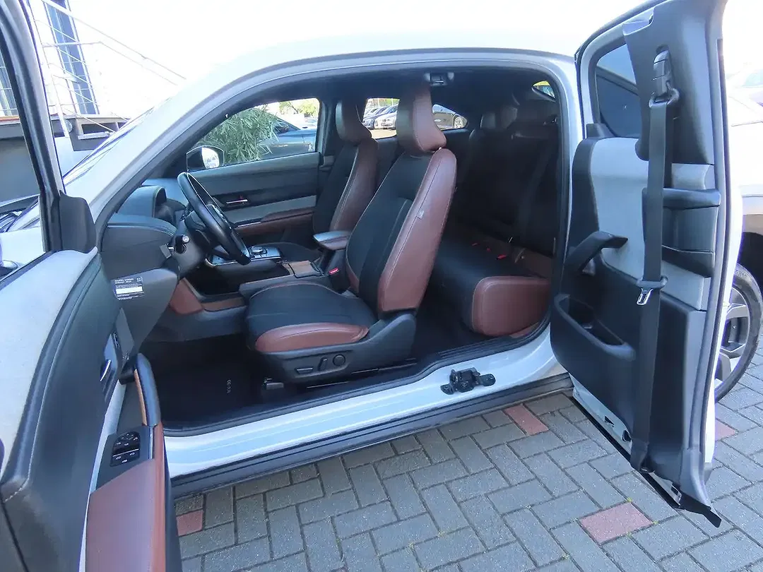 Mazda MX-30 - Thumbnail 14