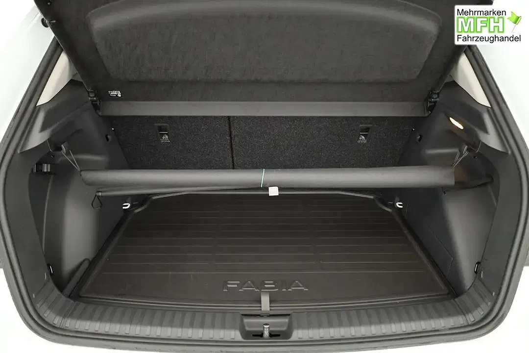 Skoda Fabia - Thumbnail 12