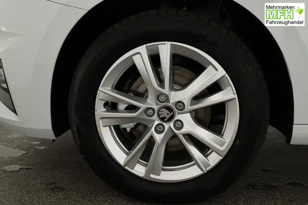 Skoda Fabia - Thumbnail 13