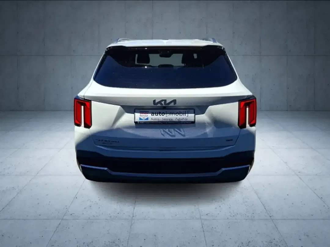 Kia Sorento - Thumbnail 5