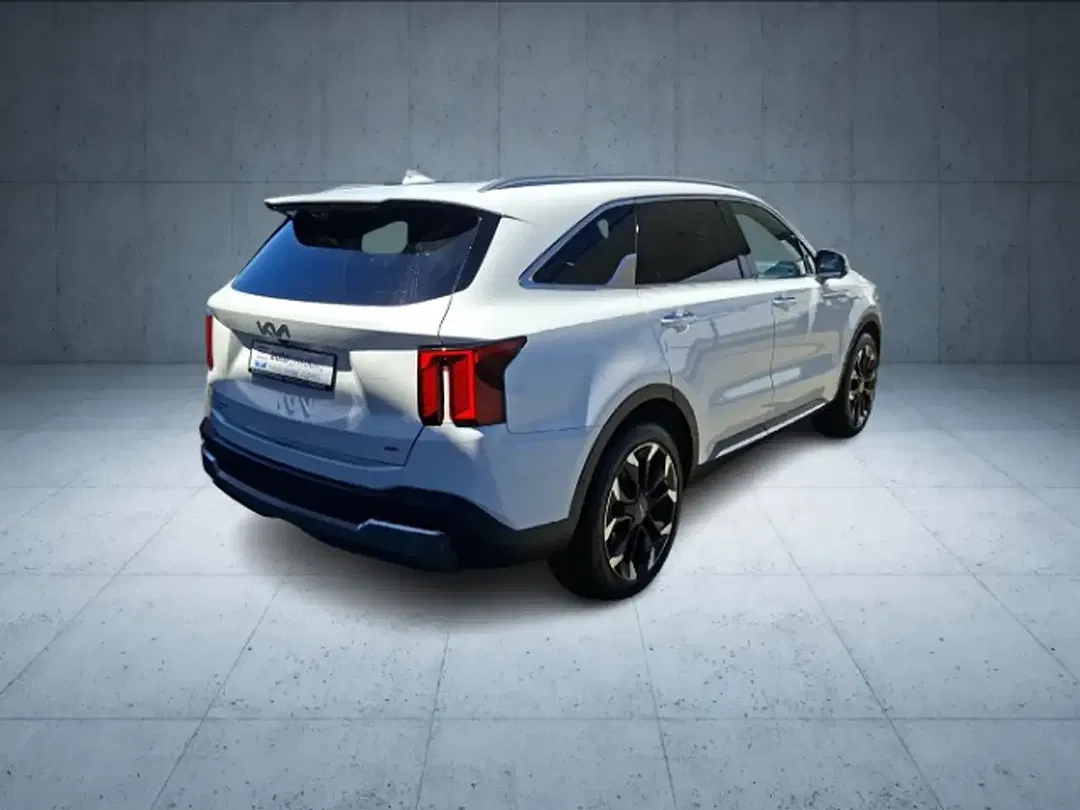 Kia Sorento - Thumbnail 6