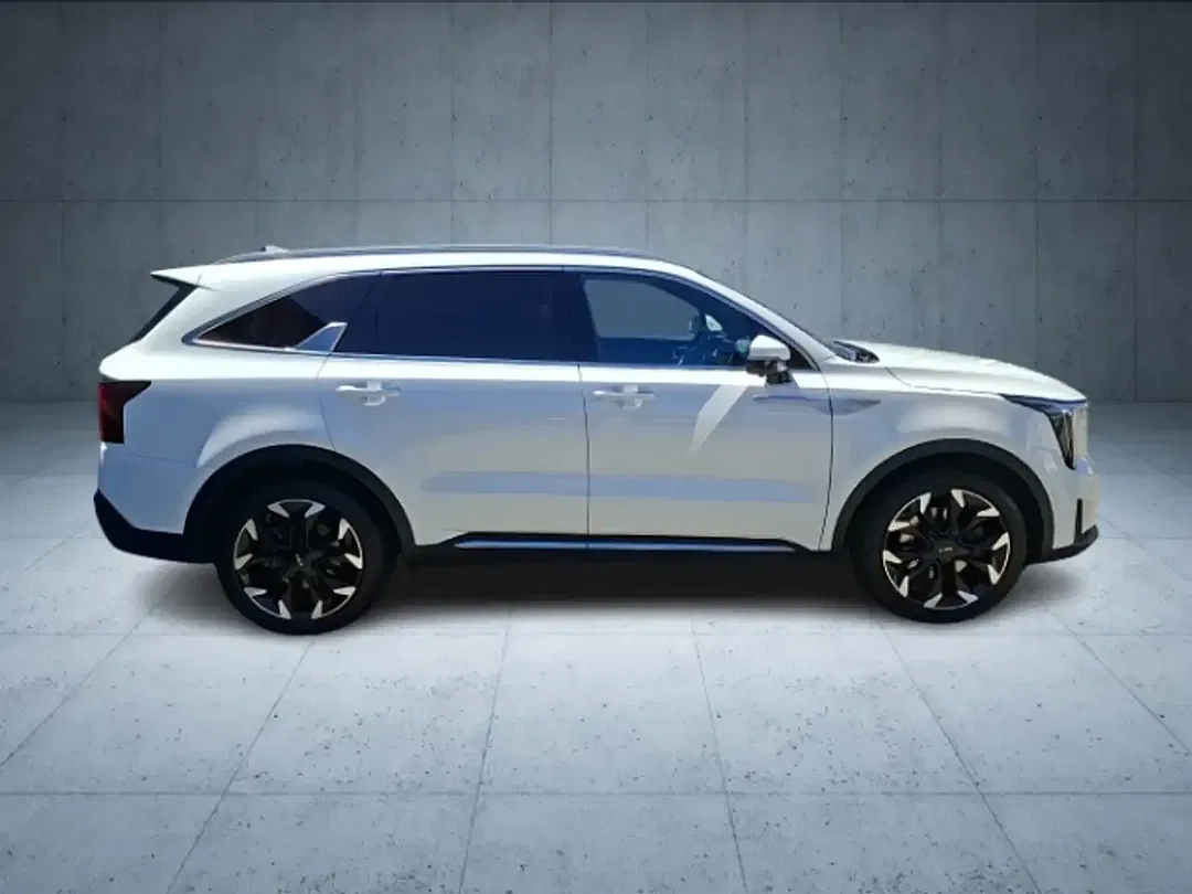 Kia Sorento - Thumbnail 7