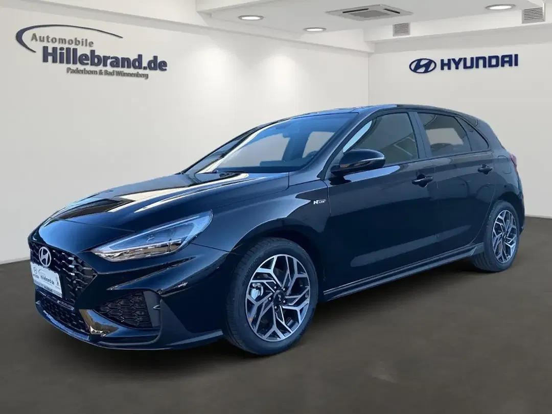 Hyundai i30 - Thumbnail 1