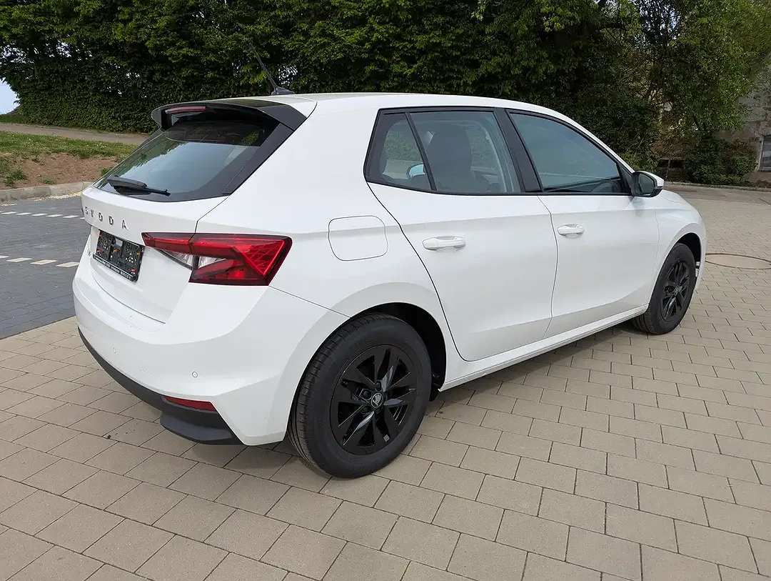 Skoda Fabia - Thumbnail 3