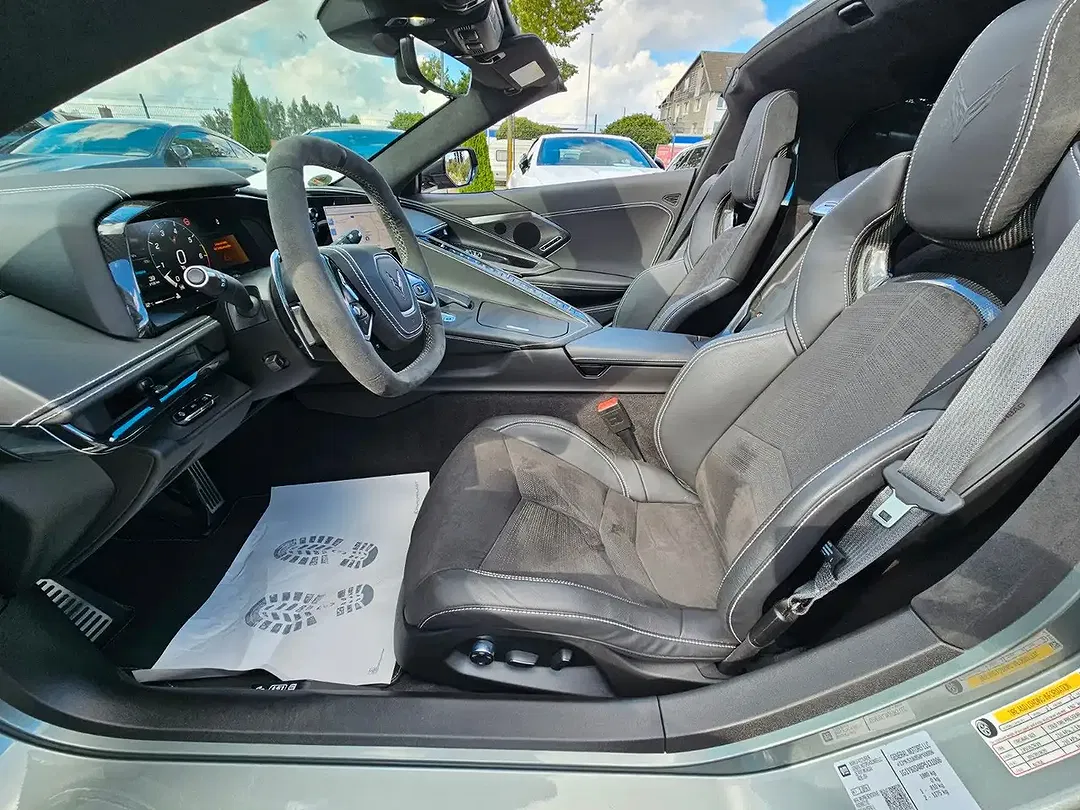 Corvette C8 - Thumbnail 6