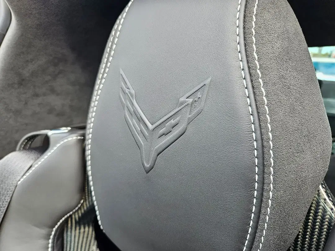 Corvette C8 - Thumbnail 8