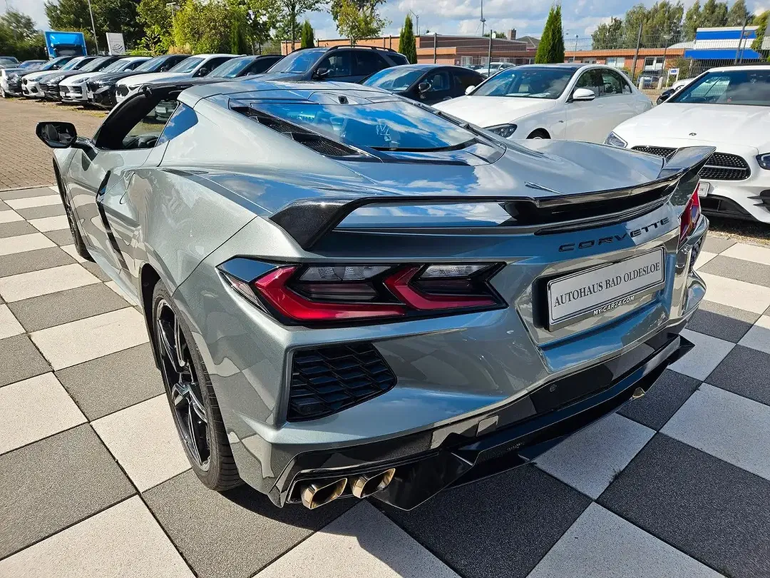 Corvette C8 - Thumbnail 4