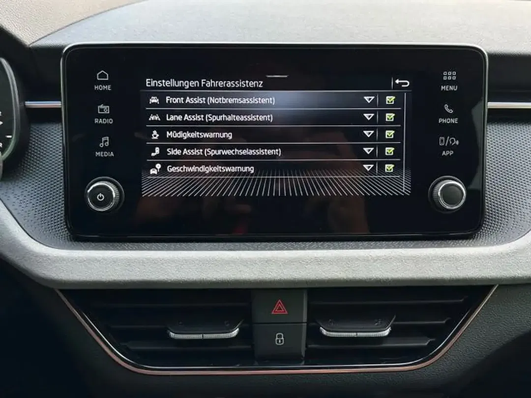 Skoda Kamiq - Thumbnail 31