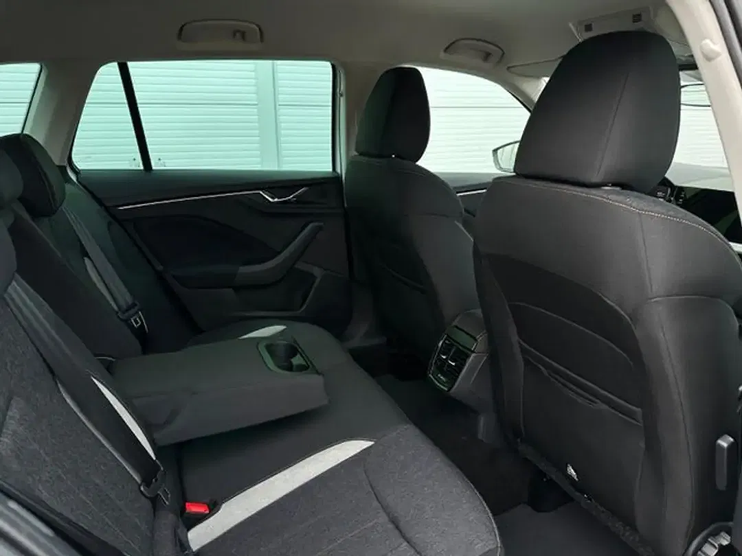 Skoda Kamiq - Thumbnail 5