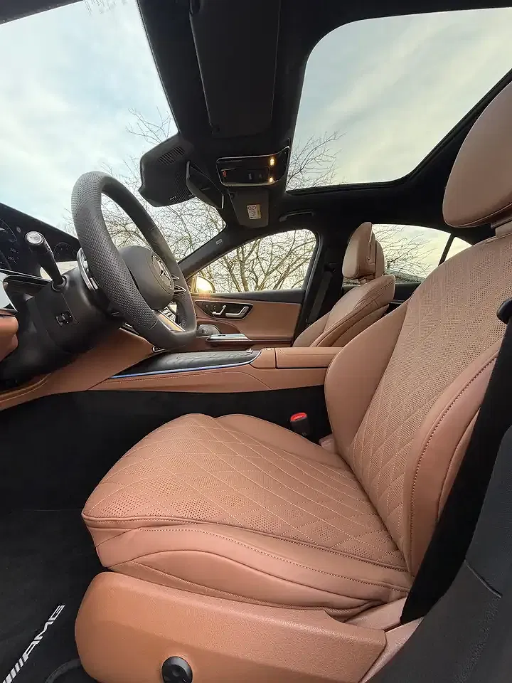 Mercedes-Benz E 200 - Thumbnail 11