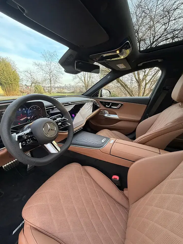 Mercedes-Benz E 200 - Thumbnail 8