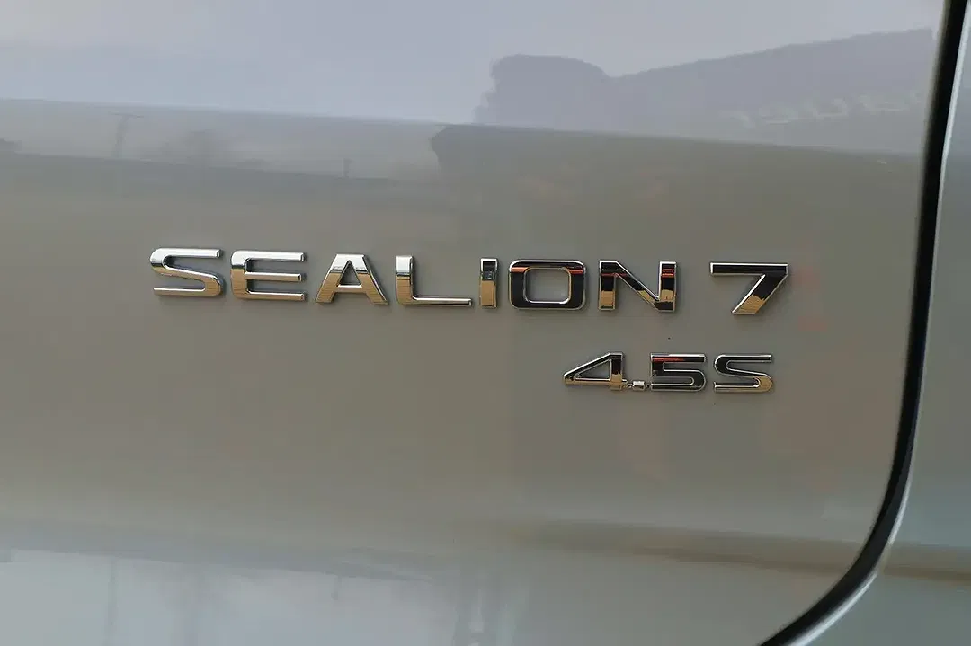 BYD Sealion 7 - Thumbnail 10