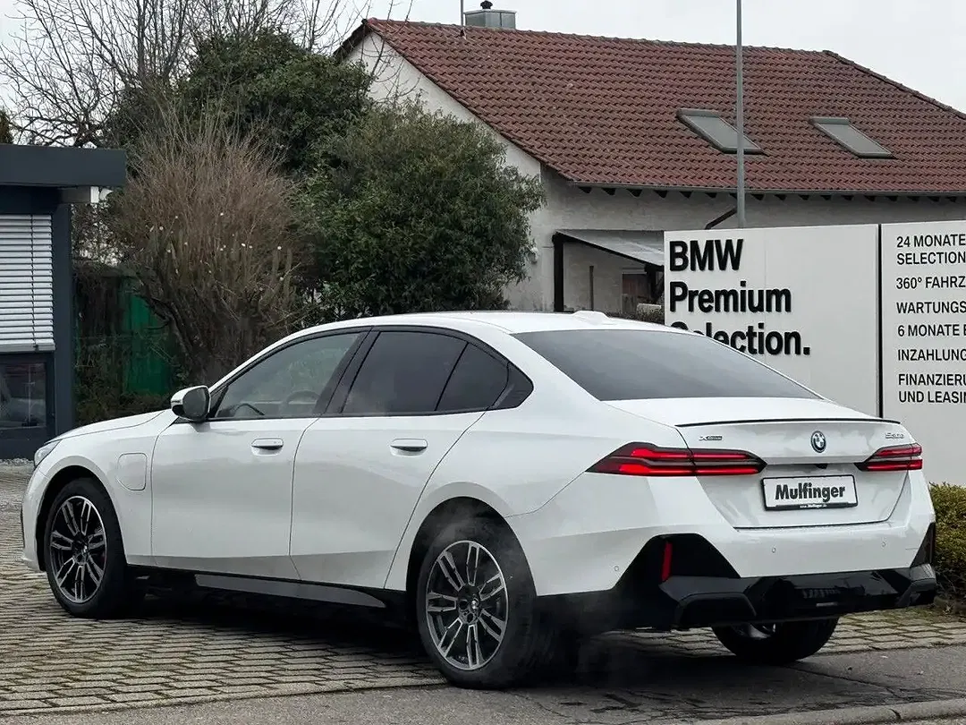 BMW 530 - Thumbnail 10