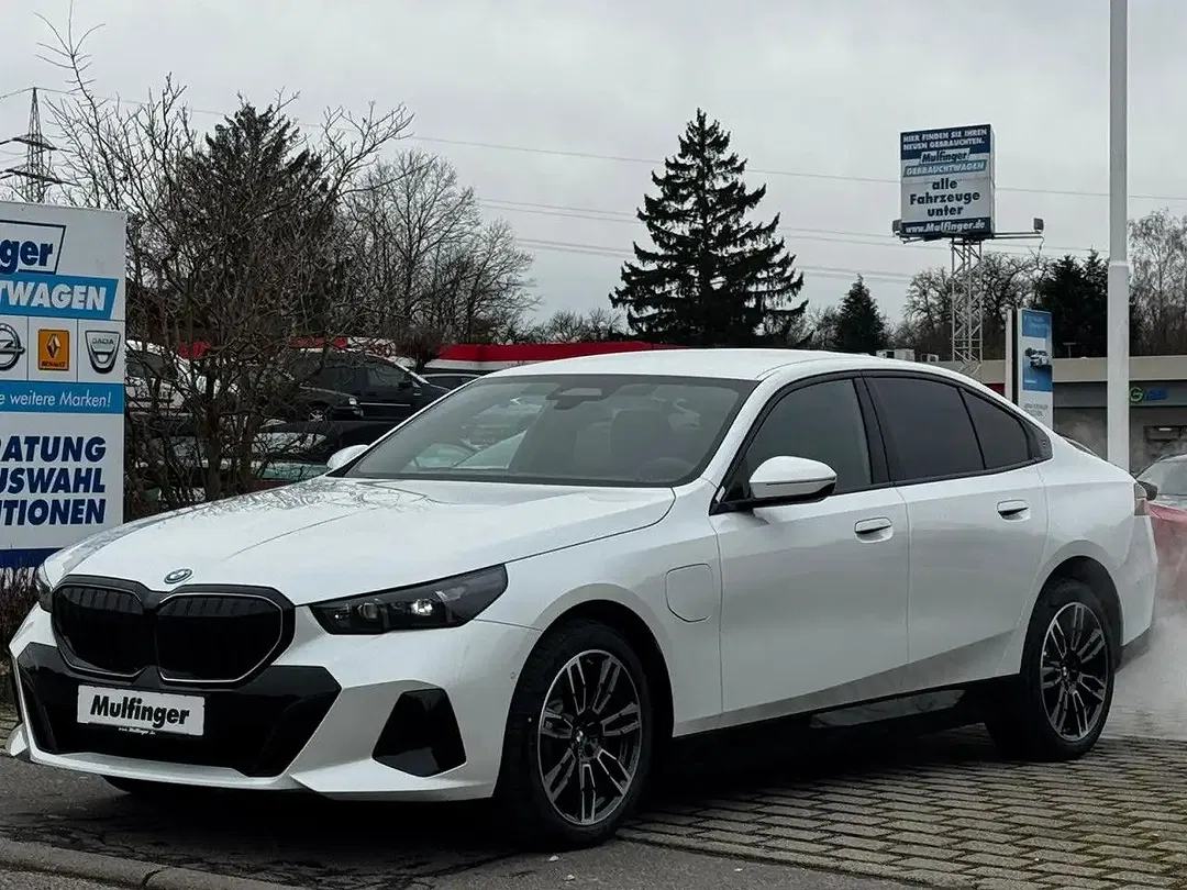BMW 530 - Thumbnail 3