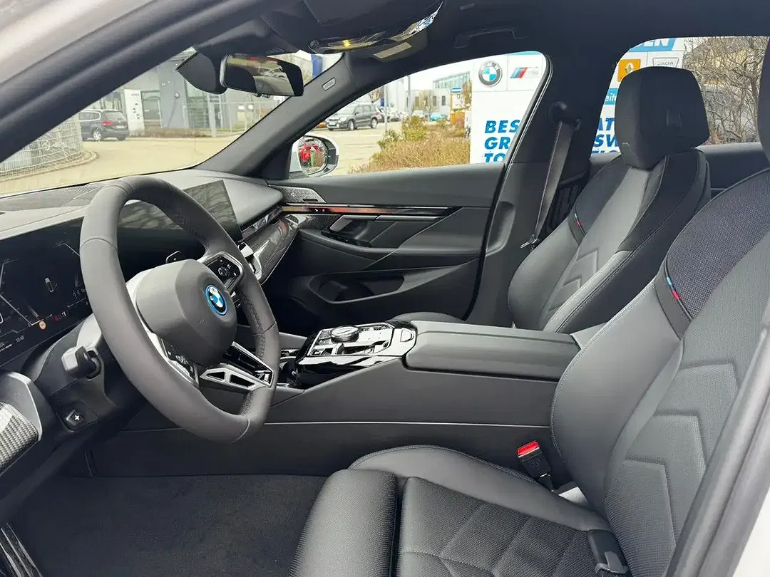 BMW 530 - Thumbnail 5