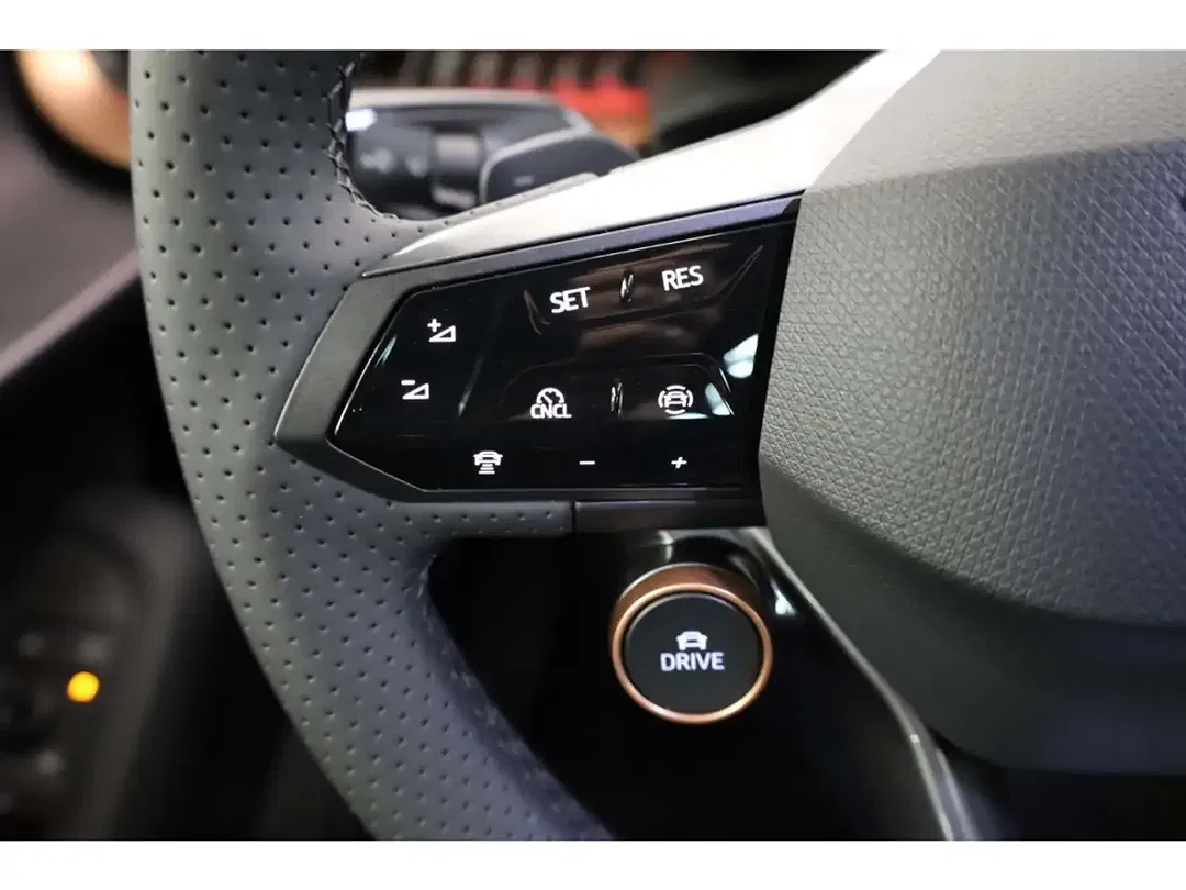 CUPRA Tavascan - Thumbnail 9