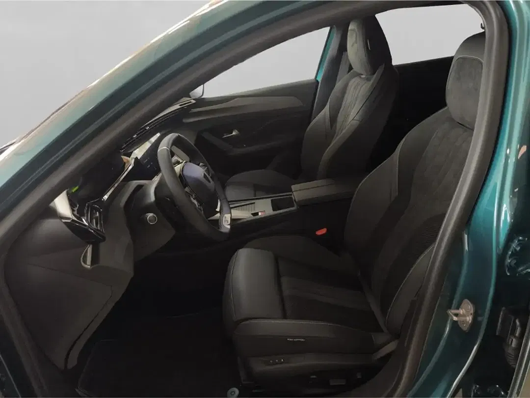 Peugeot 308 - Thumbnail 10