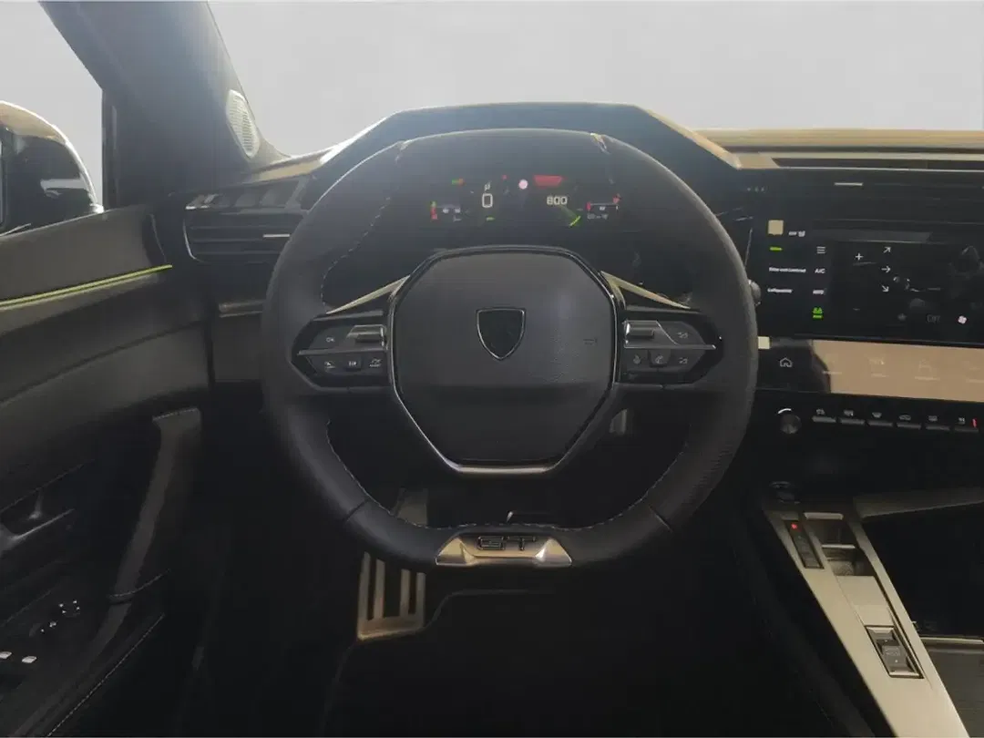 Peugeot 308 - Thumbnail 12