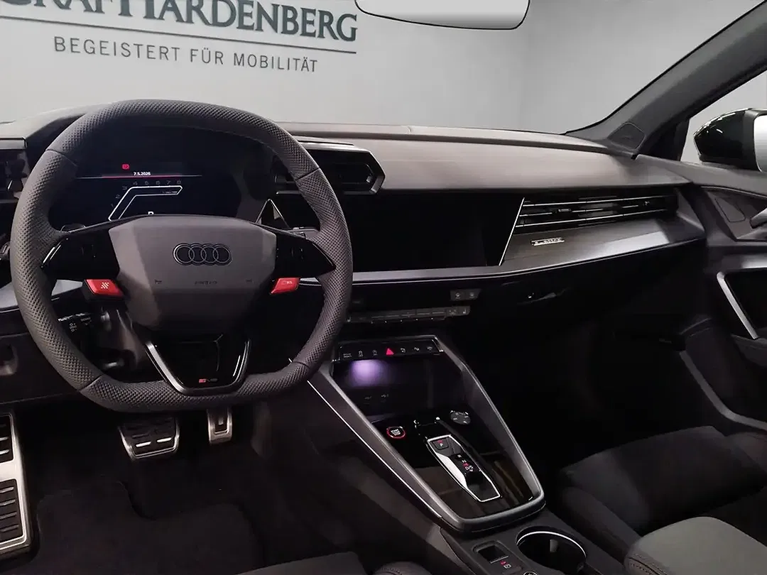 Audi RS3 - Thumbnail 13