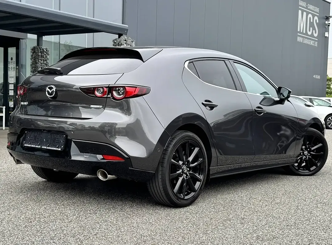 Mazda 3 - Thumbnail 7