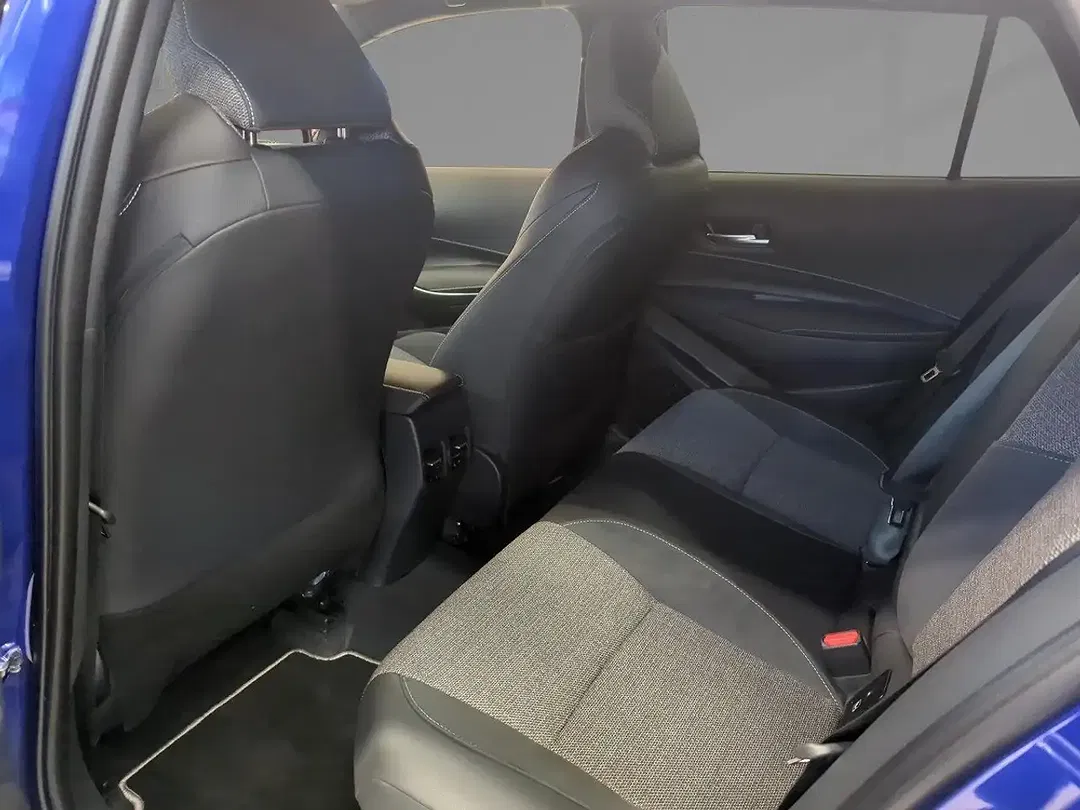 Toyota Corolla - Thumbnail 10