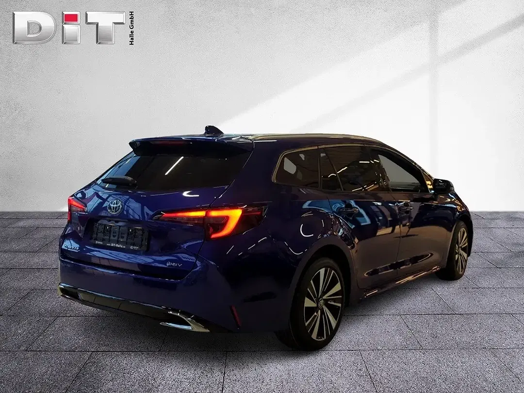 Toyota Corolla - Thumbnail 5