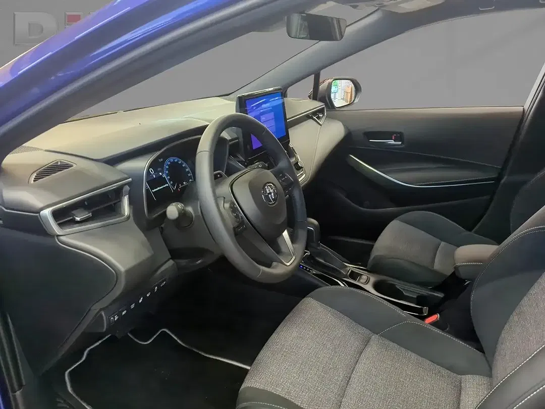 Toyota Corolla - Thumbnail 9