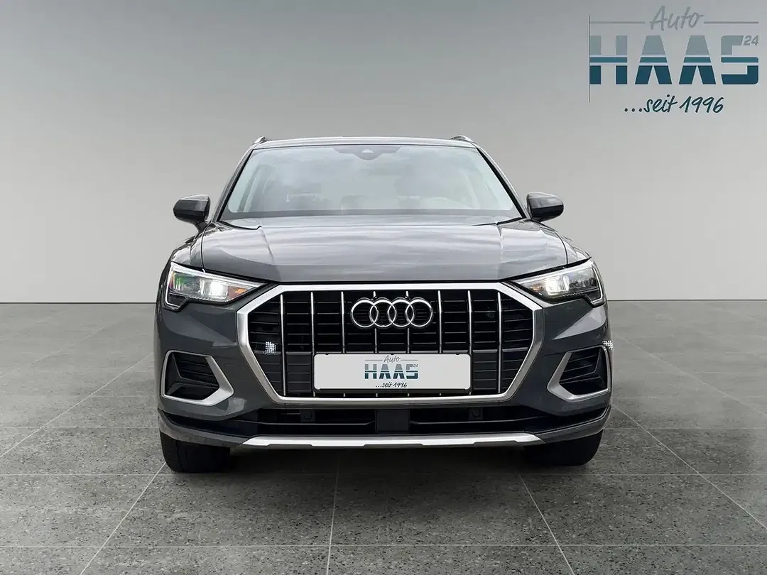 Audi Q3 - Thumbnail 2