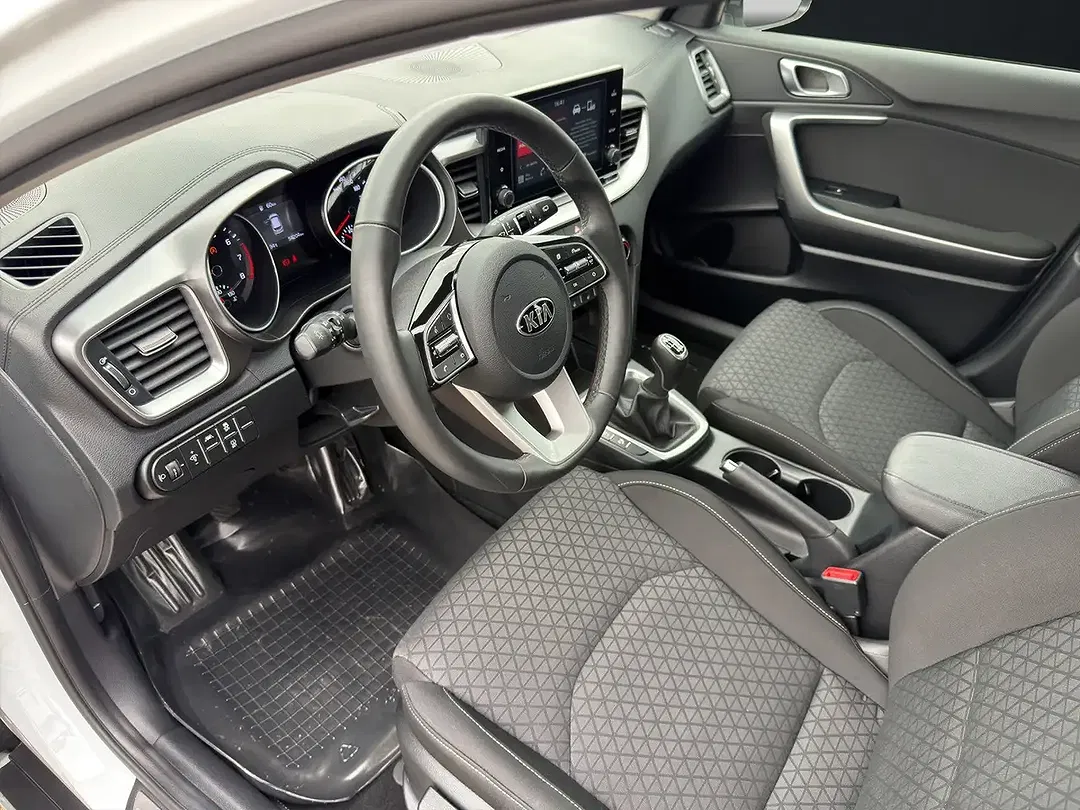 Kia XCeed - Thumbnail 11