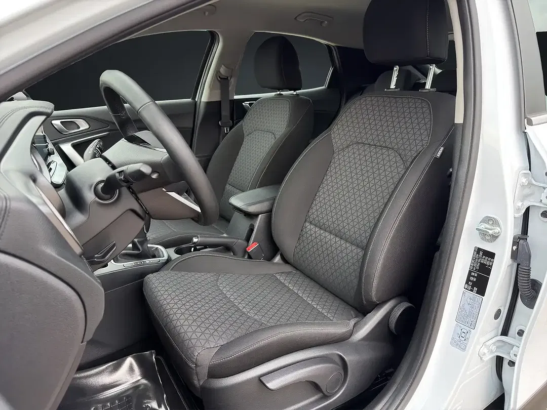 Kia XCeed - Thumbnail 12