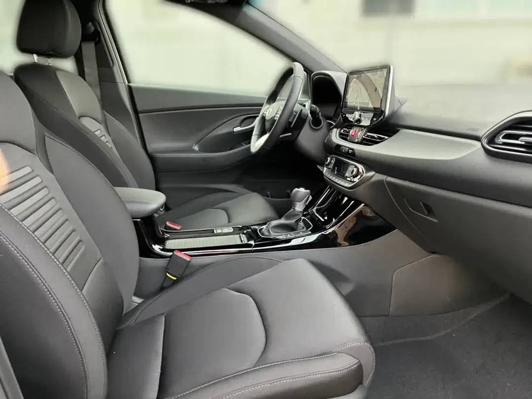 Hyundai i30 - Thumbnail 14