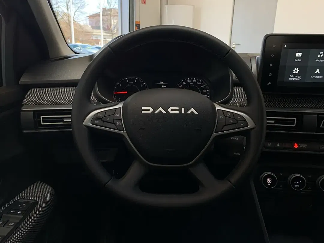 Dacia Sandero - Thumbnail 15