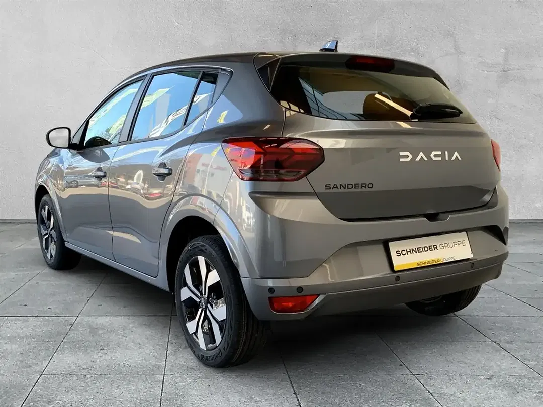 Dacia Sandero - Thumbnail 3