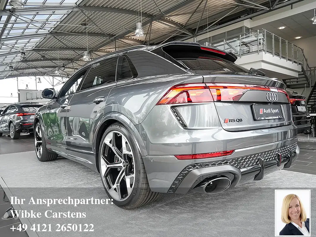 Audi RS Q8 - Thumbnail 4