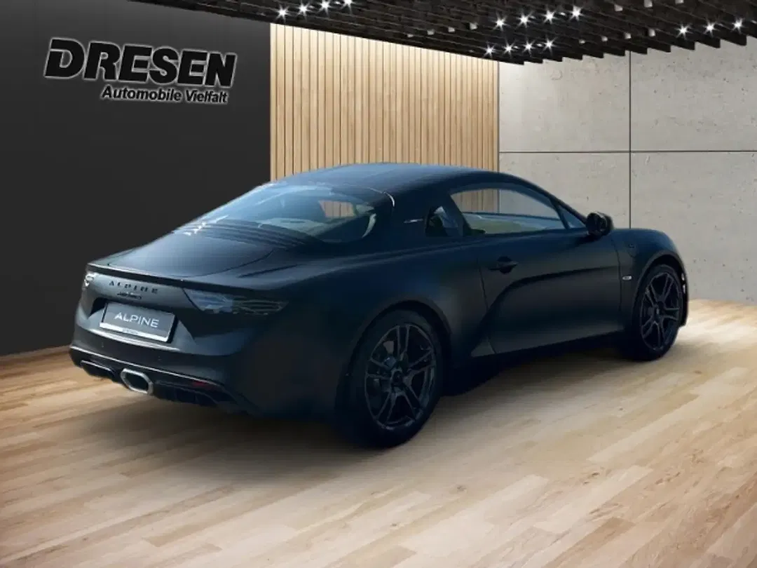Alpine A110 - Thumbnail 3