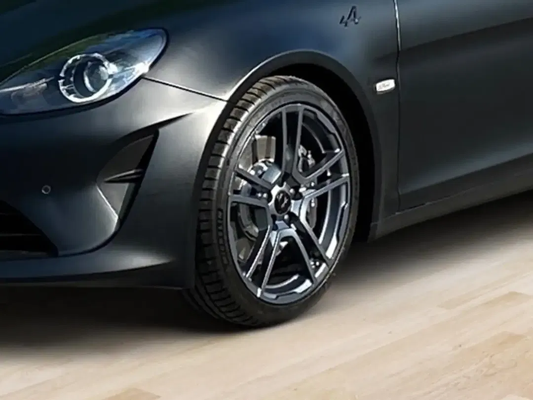 Alpine A110 - Thumbnail 6