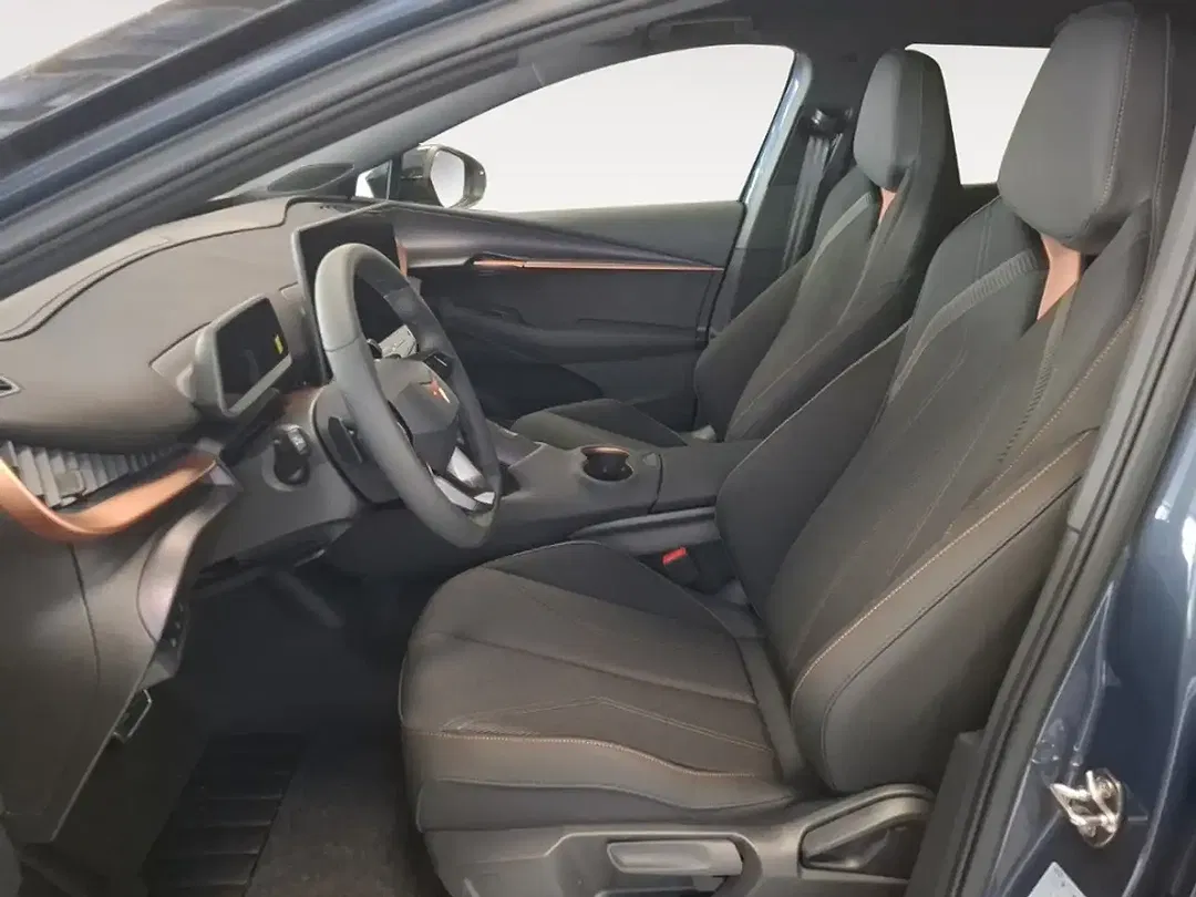 CUPRA Tavascan - Thumbnail 8