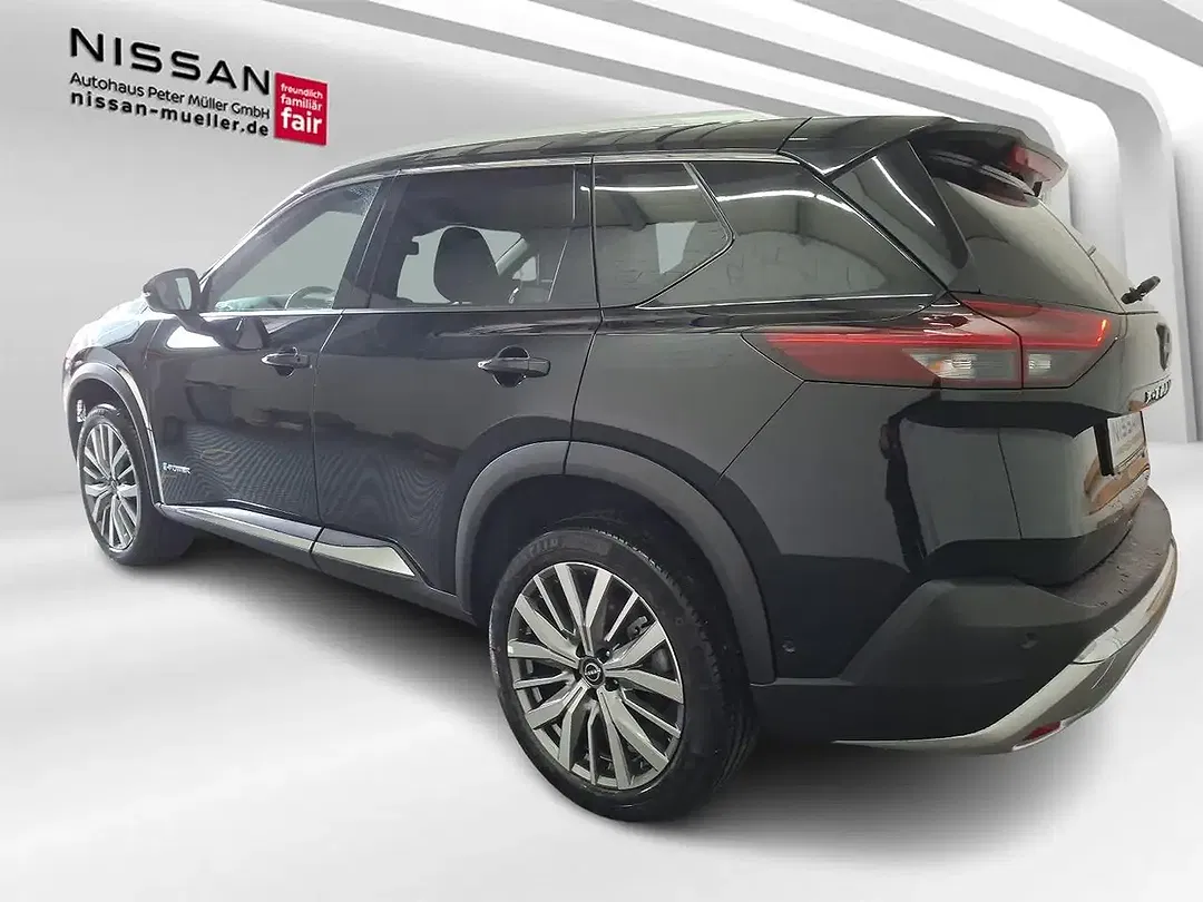Nissan X-Trail - Thumbnail 4