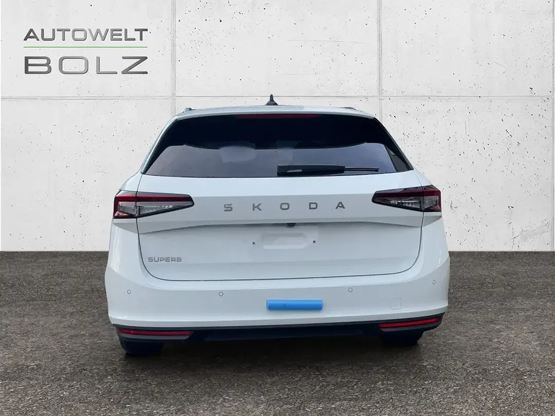 Skoda Superb - Thumbnail 4