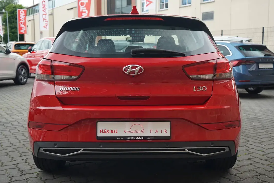 Hyundai i30 - Thumbnail 4