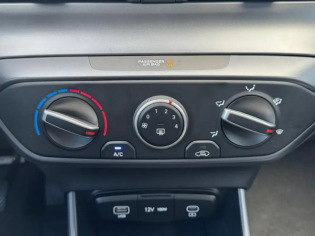 Hyundai i20 - Thumbnail 15