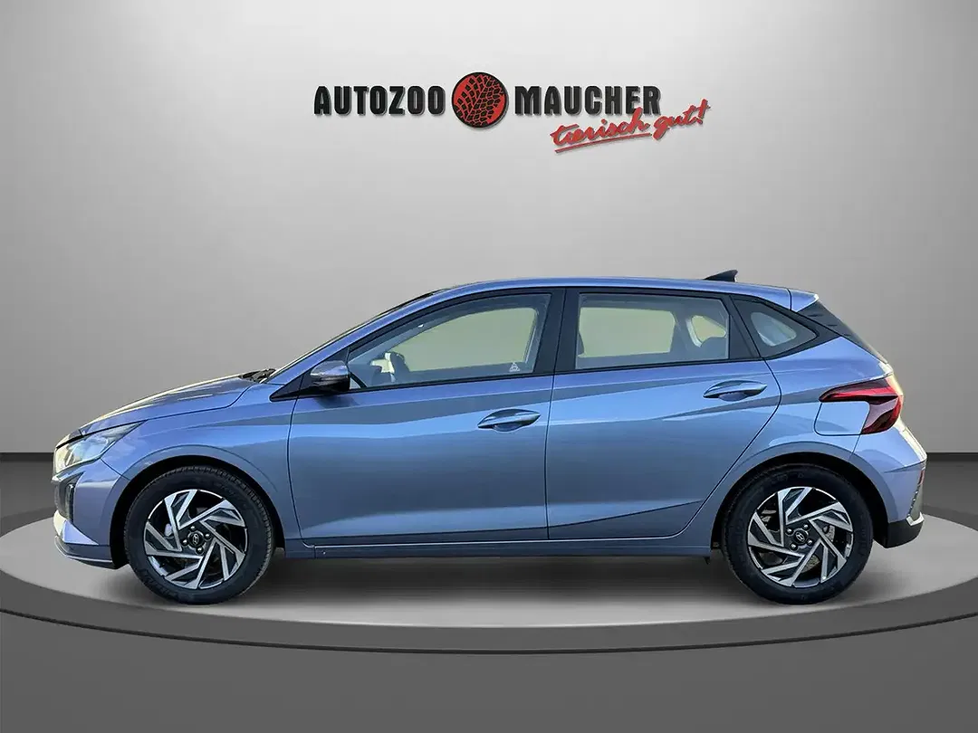 Hyundai i20 - Thumbnail 3