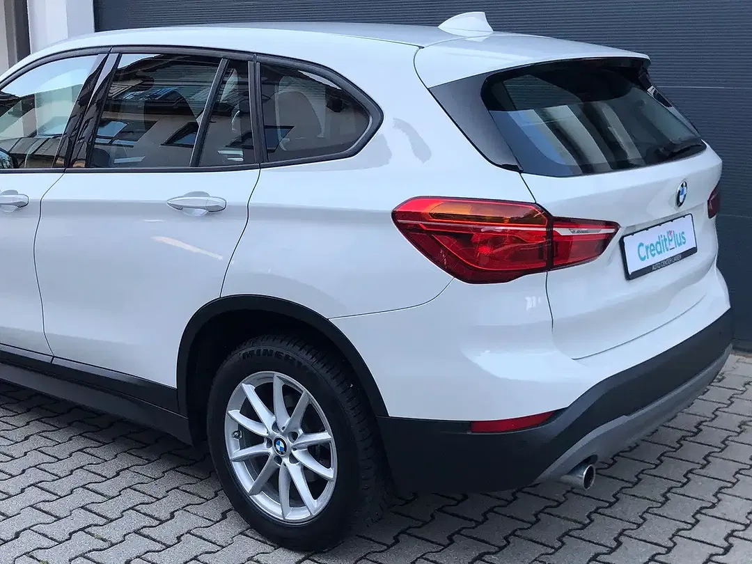 BMW X1 - Thumbnail 10